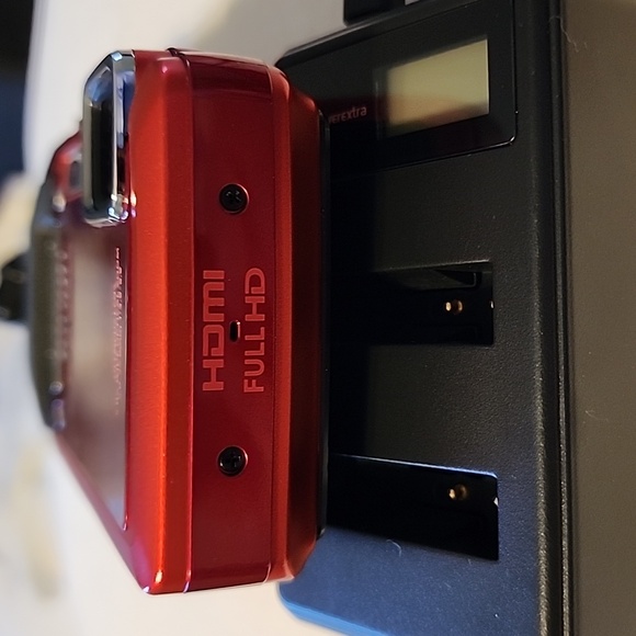 Olympus Red Stylus Tough TG 830 Digital Camera - Picture 6 of 10